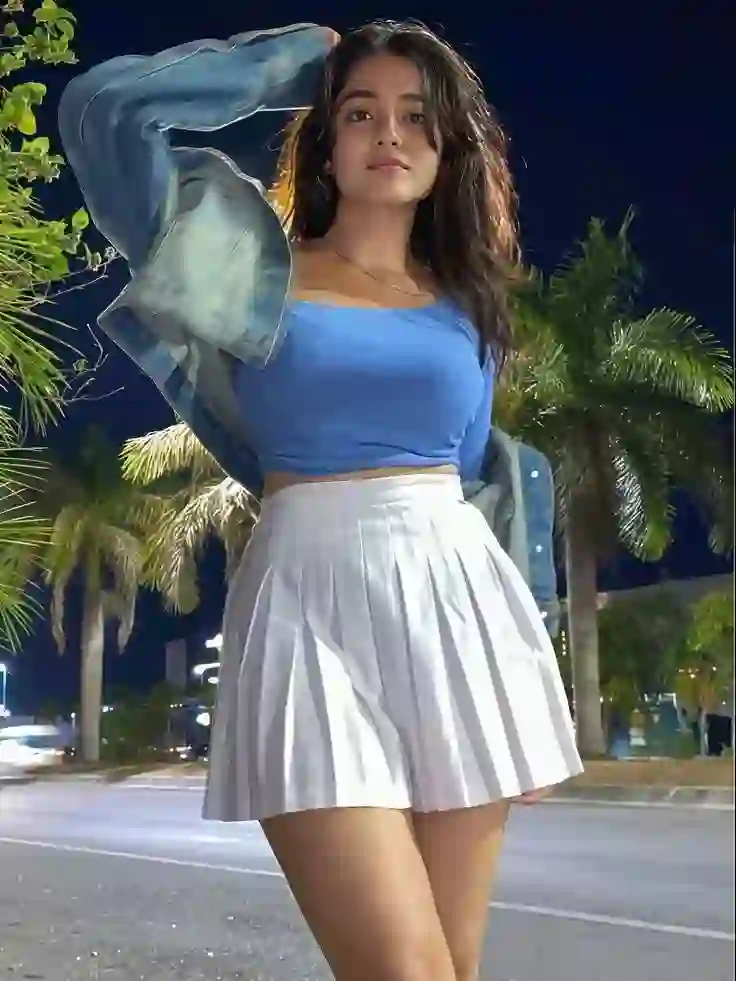 VIP escort in Agra 